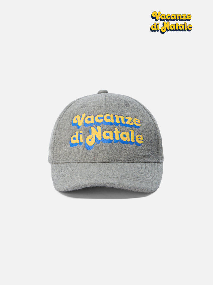 Cappello con visiera Baseball Wool in misto lana con ricamo Vacanze di Natale | VACANZE DI NATALE SPECIAL EDITION