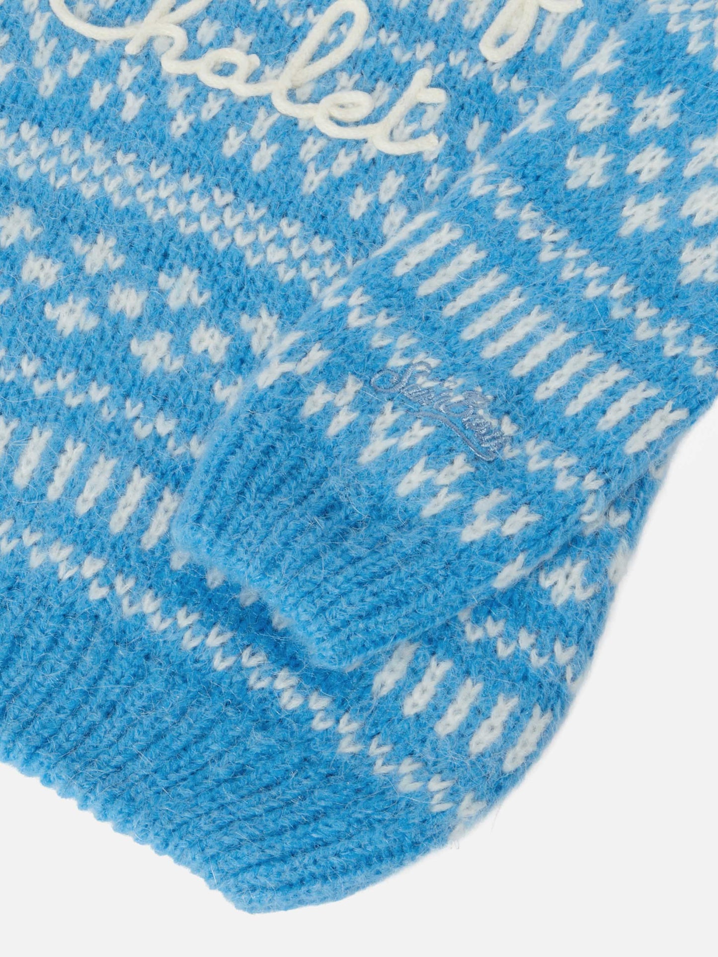 Girocollo Douglas Soft azzurro con ricamo Prince of Chalet