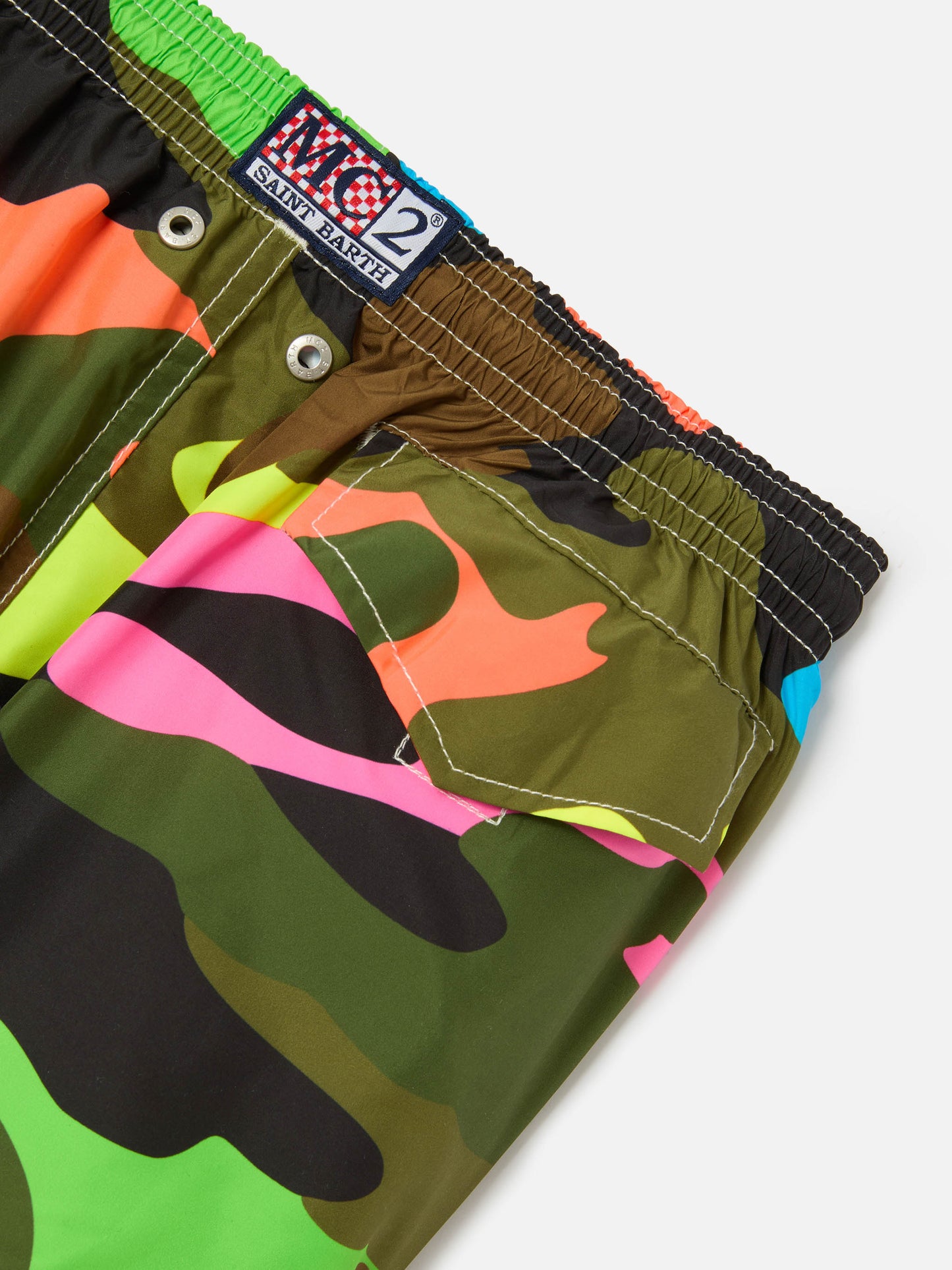 Bañador corto para niño con estampado de camuflaje flúor multicolor