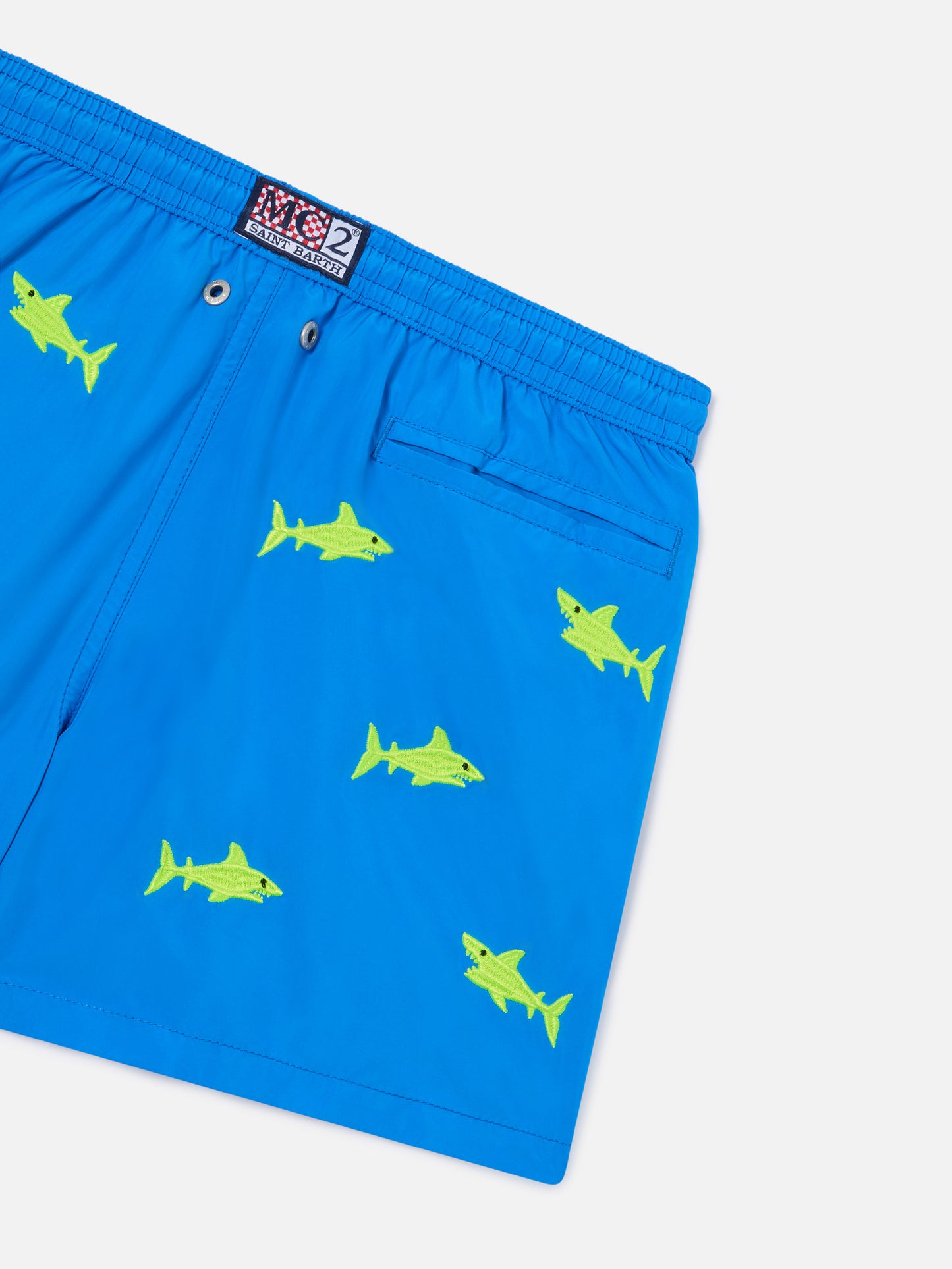 Bañador short para niño con bordado