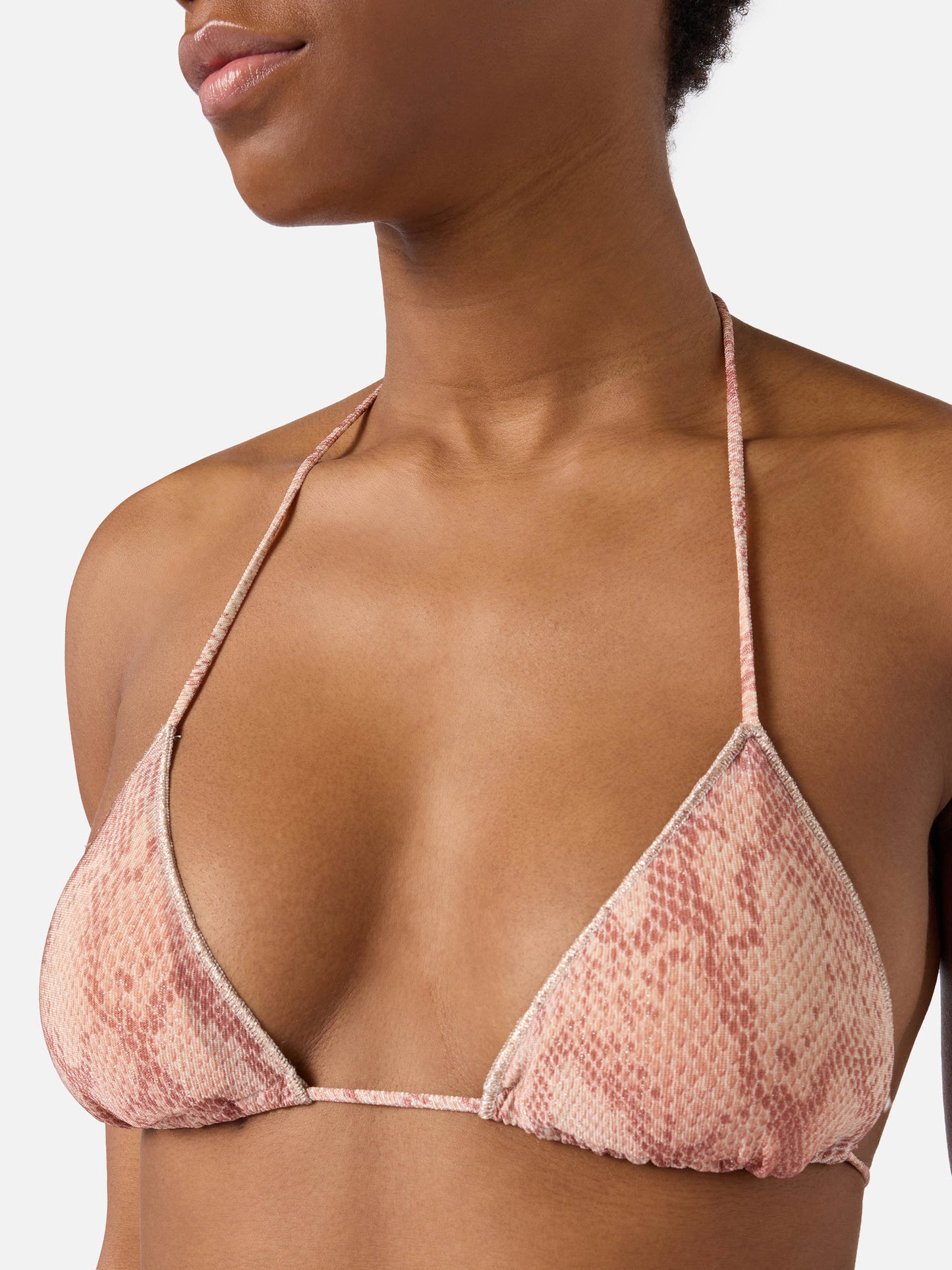 Top de bikini triangular Leah Overlock en lurex con estampado de pitón