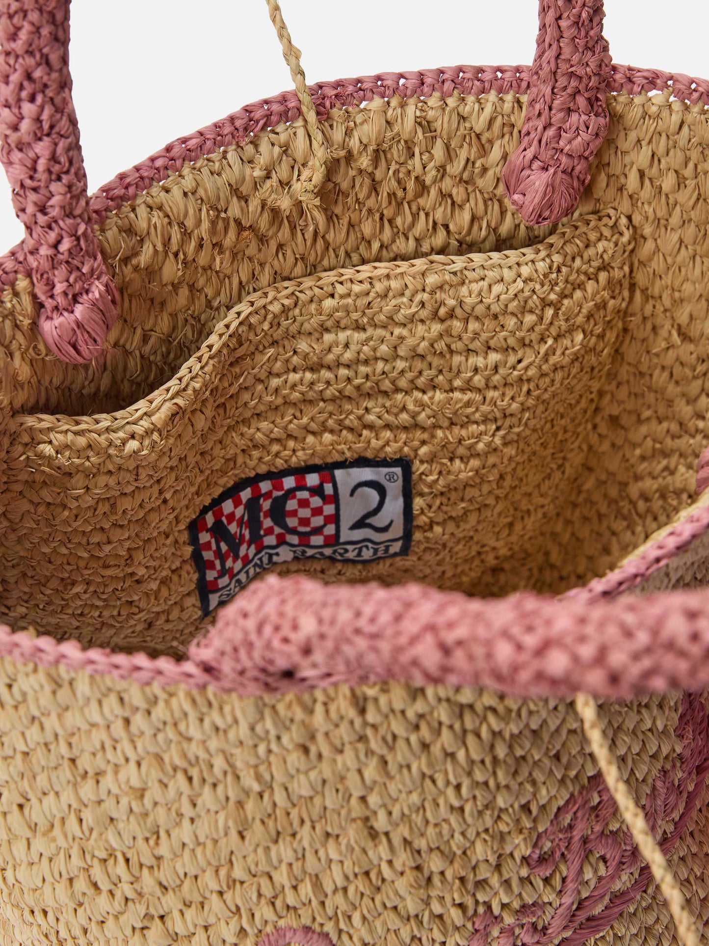 Bolso mediano de rafia Marcy con detalles rosas y logo bordado