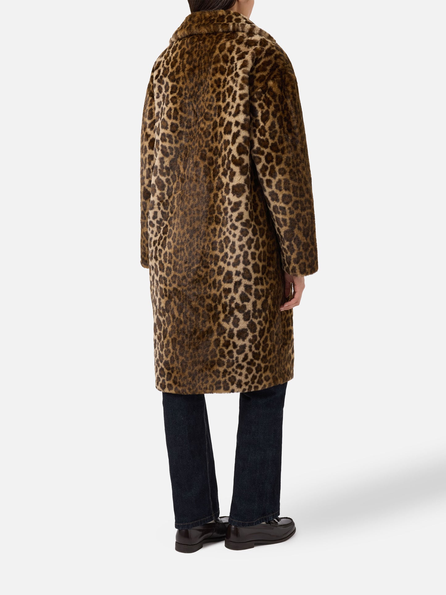 Rouge faux-fur coat with leopard print