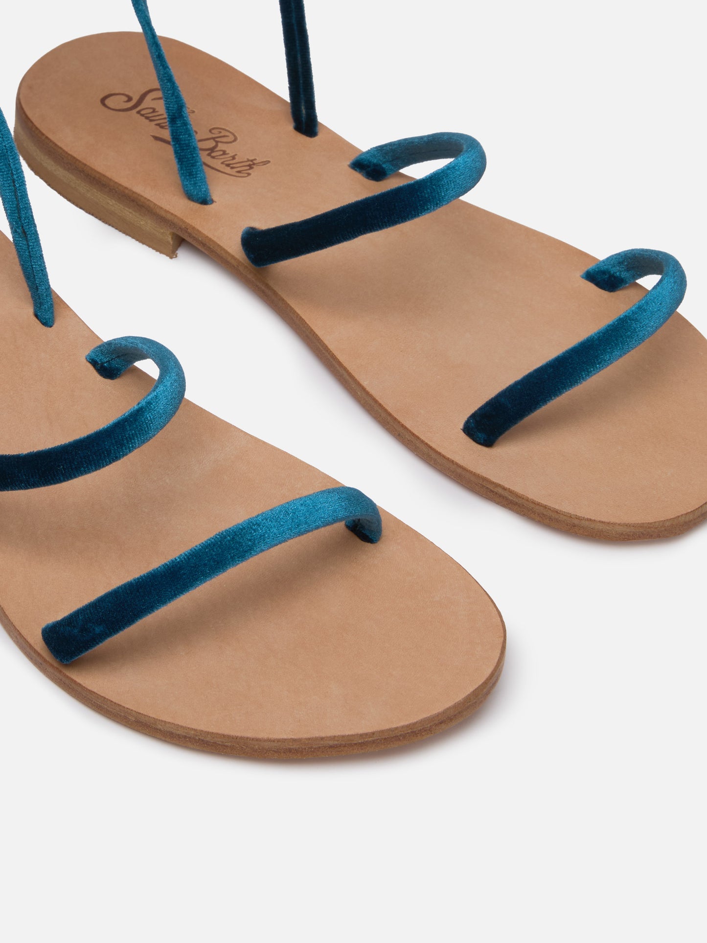Wrap Flat Sandals in velluto turchese