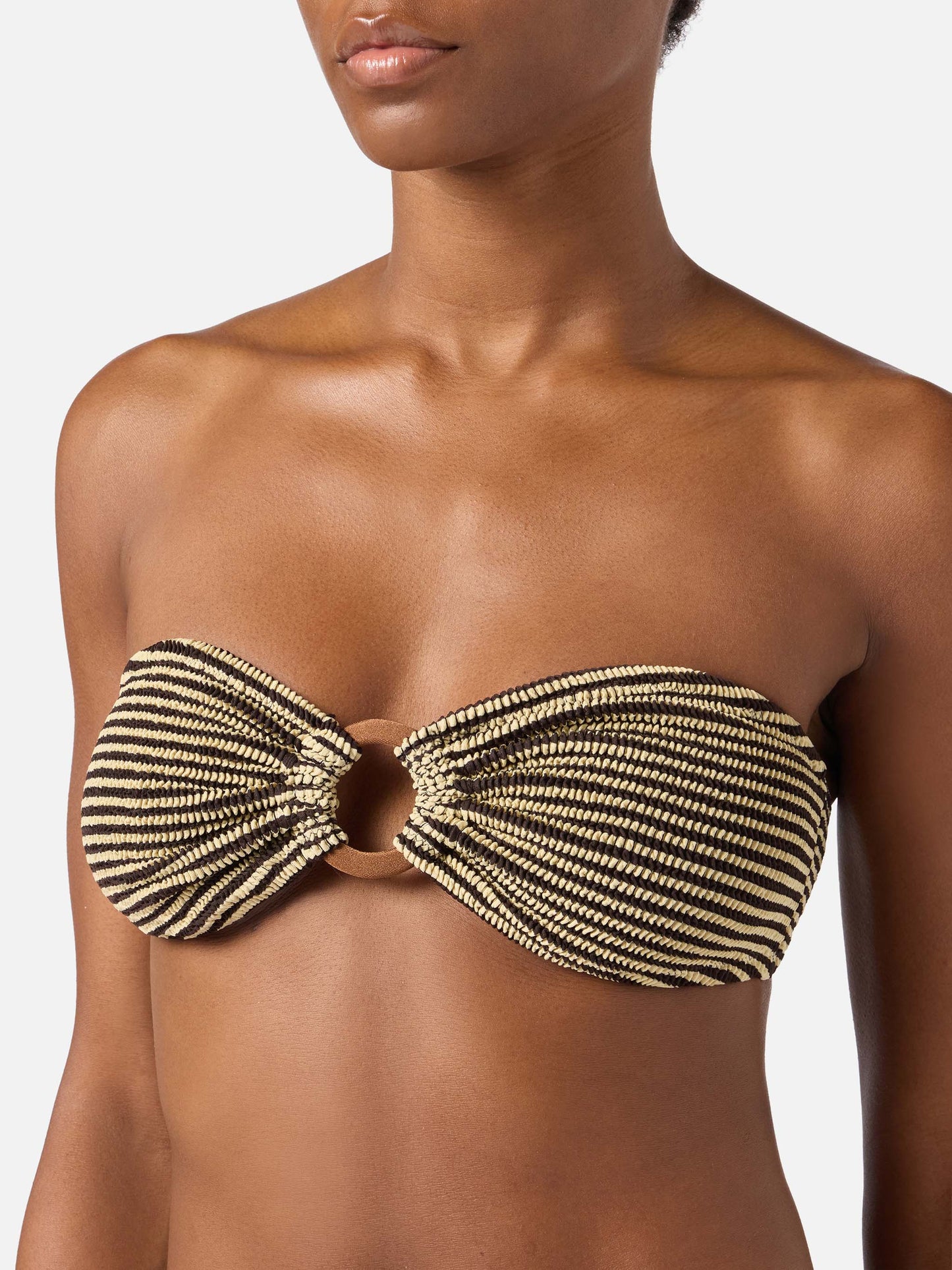 Haut de bikini bandeau Yulia en tissu crinkle rayé