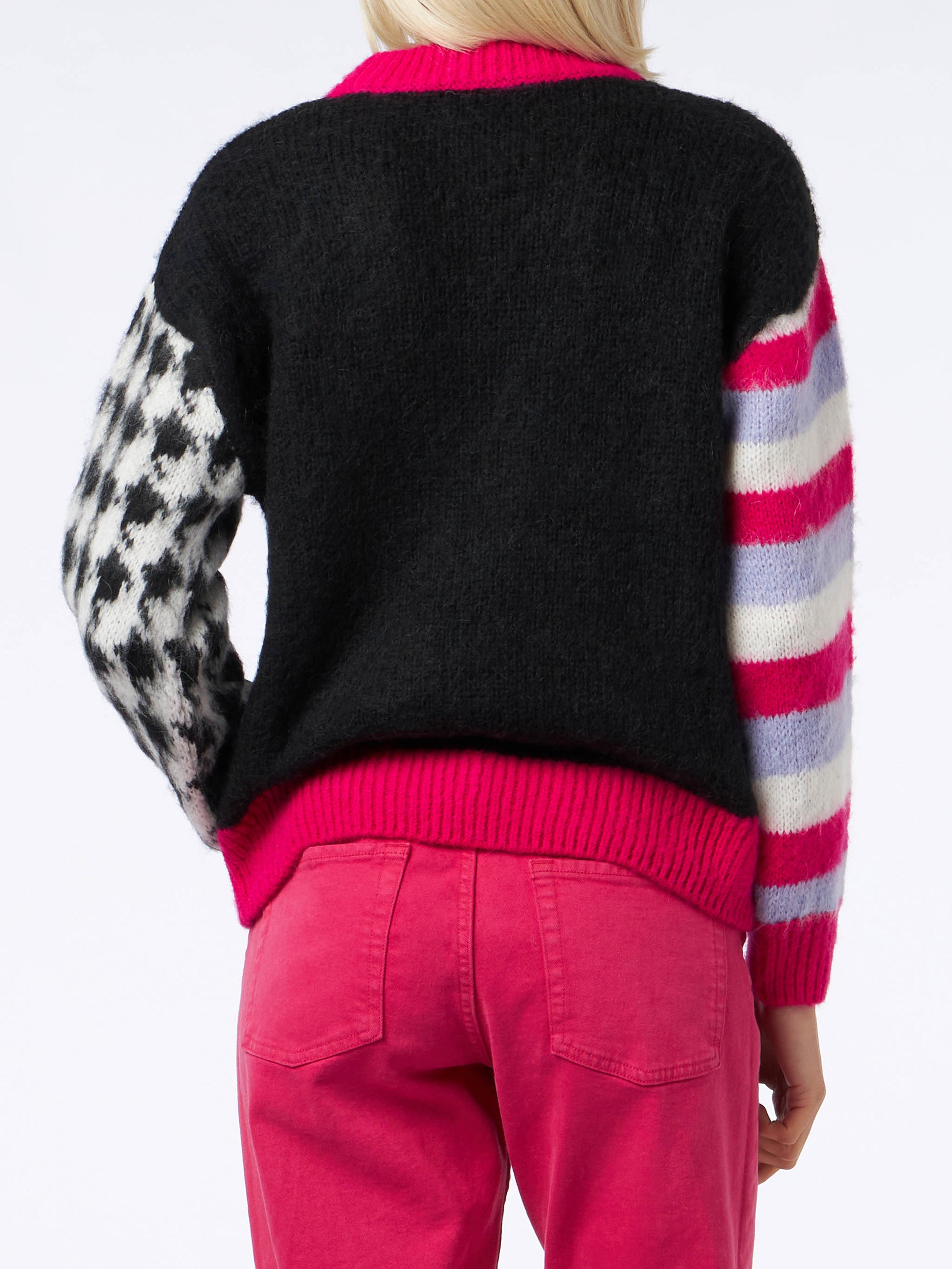 Woman boxy shape soft sweater with Nel dubbio... embroidery - MC2 Saint Barth