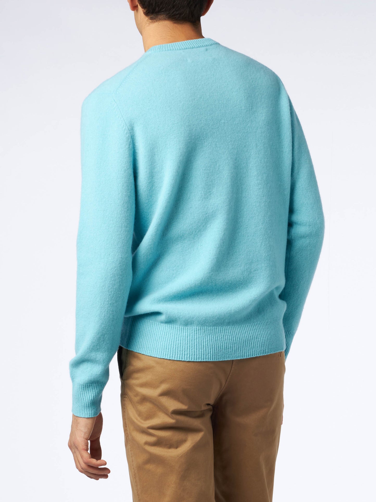 Wassergrüner Herrenpullover mit Rundhalsausschnitt und St. Barth-Stickerei