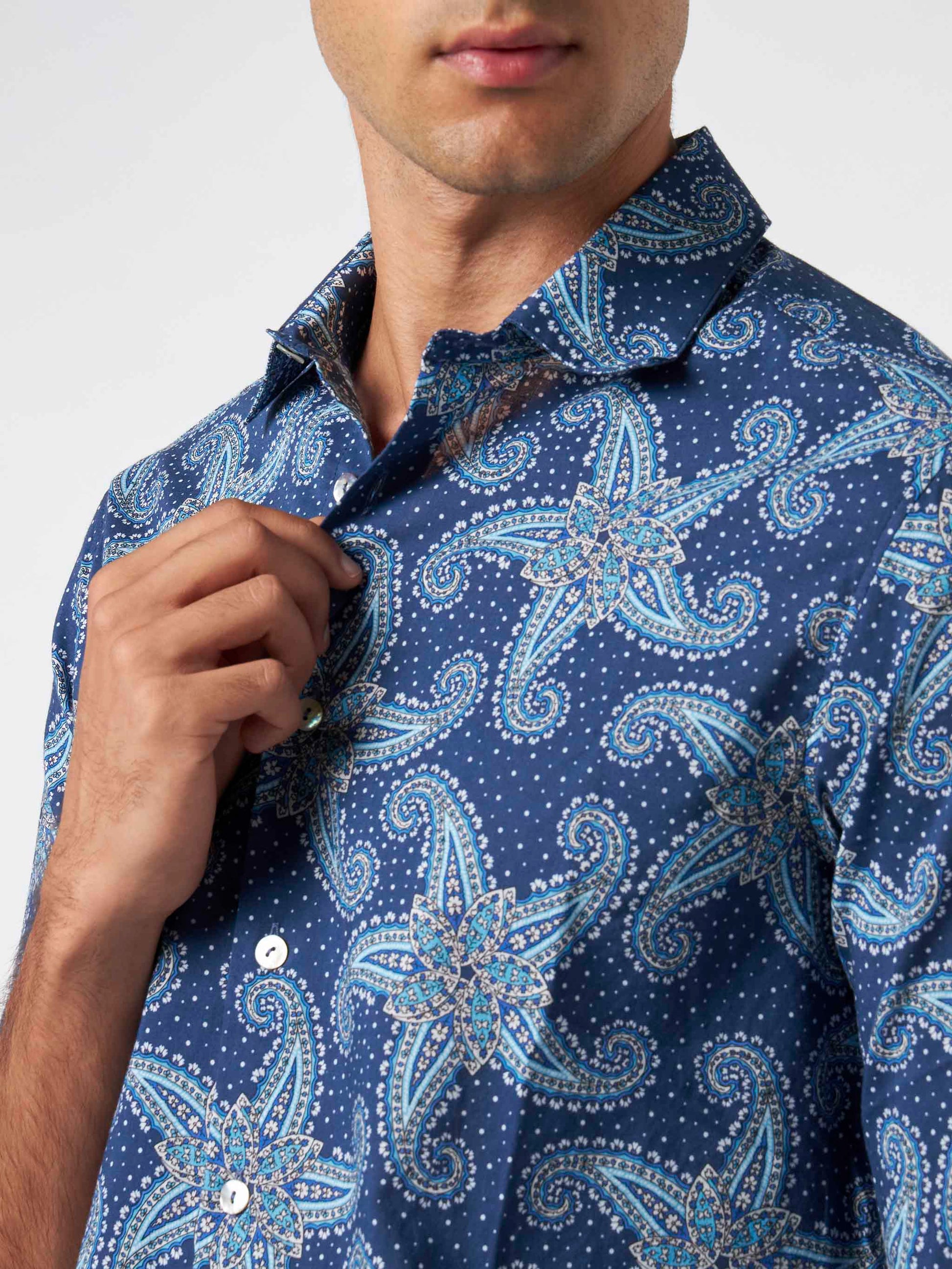 Man muslin cotton Sikelia shirt with paisley star print - MC2 Saint Barth