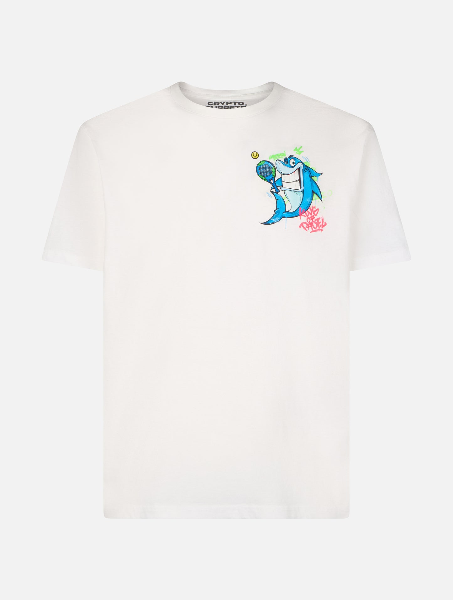 T-shirt en coton pour homme avec imprimé placé Crypto puppets Shark Padel devant et au dos | CRYPTO PUPPETS SPECIAL EDITION 