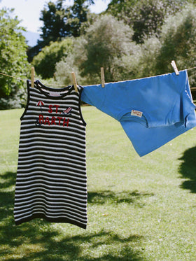 Vestido Audie de algodón puro a rayas con bordado del logo y detalles marinos 