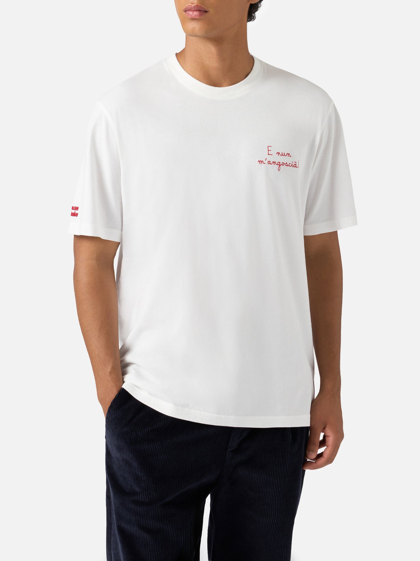 Arnott Warm Winter-Baumwoll-T-Shirt in Weiß mit E nun m'angoscià-Stickerei | VACANZE DI NATALE SPECIAL EDITION