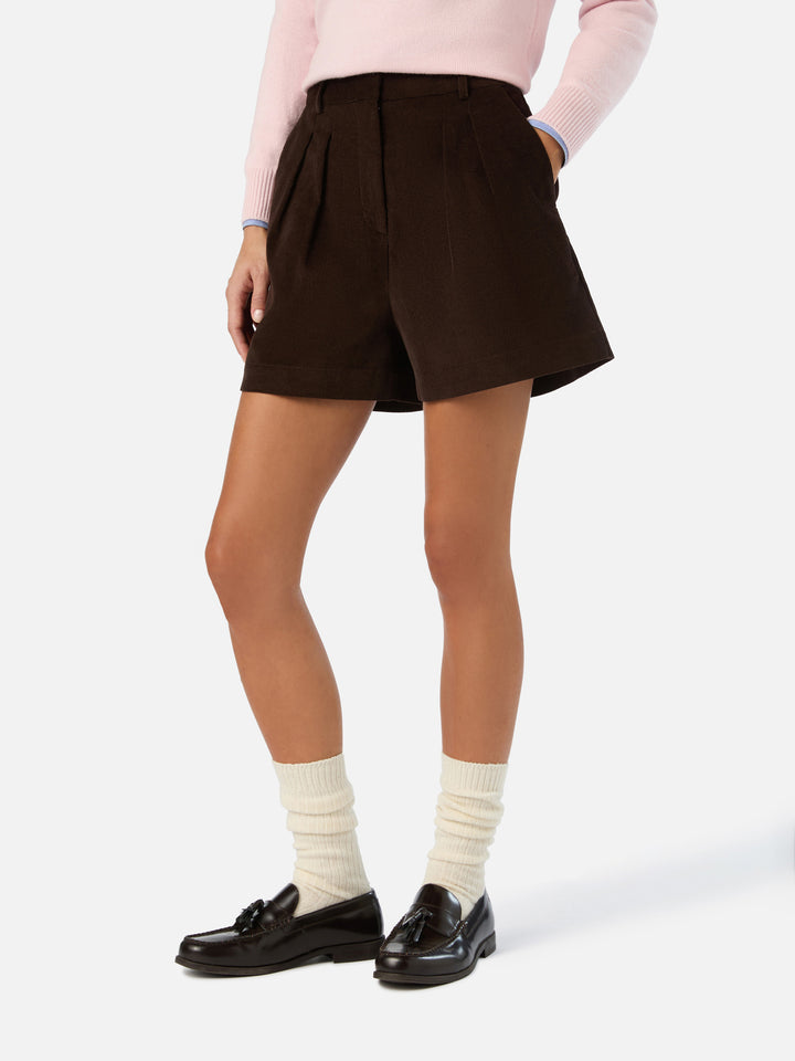 Shorts Aya de pana de algodón en marrón oscuro 