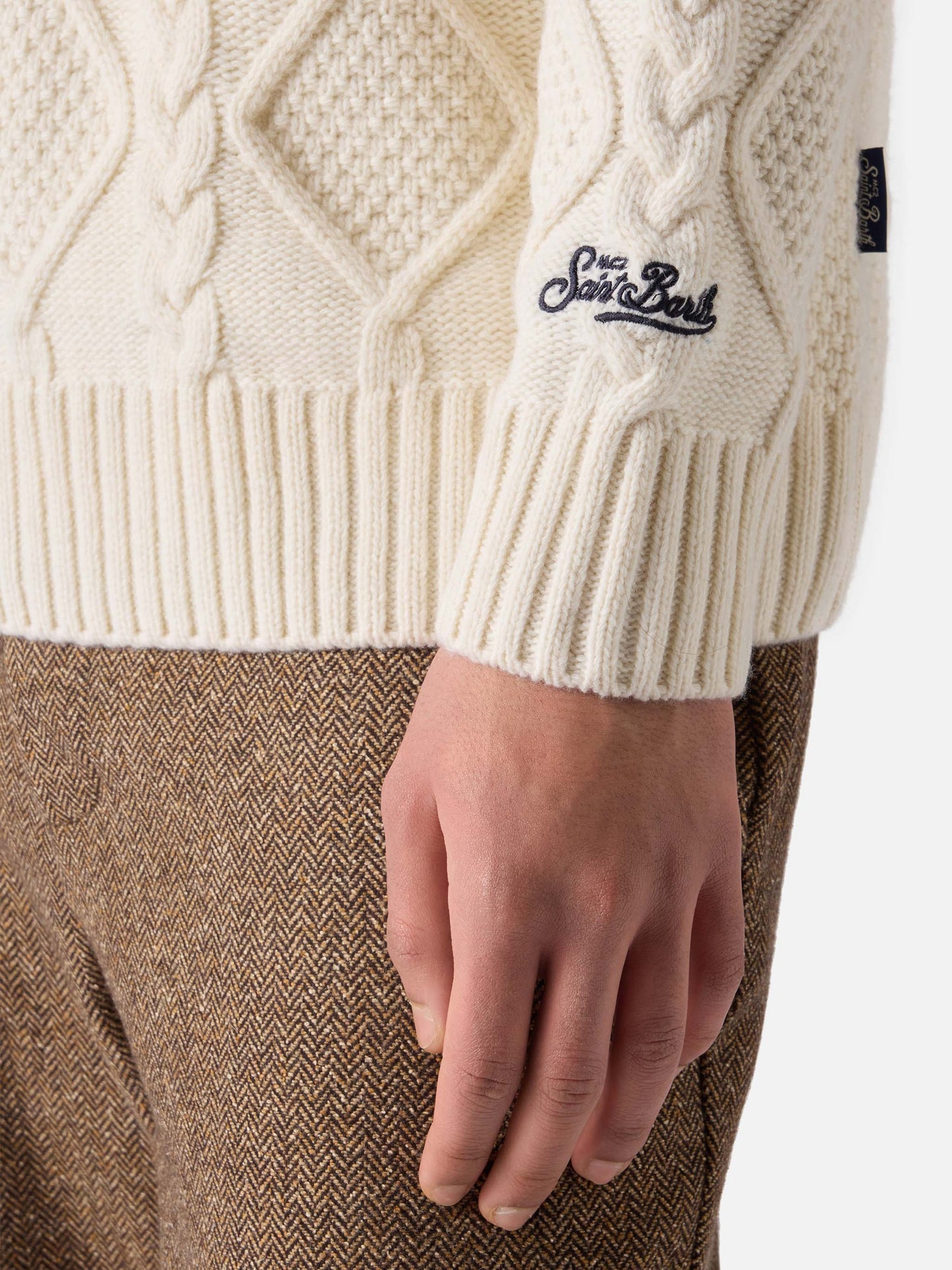 Girocollo bianco Bergen Tricot con ricamo Posta Cortina