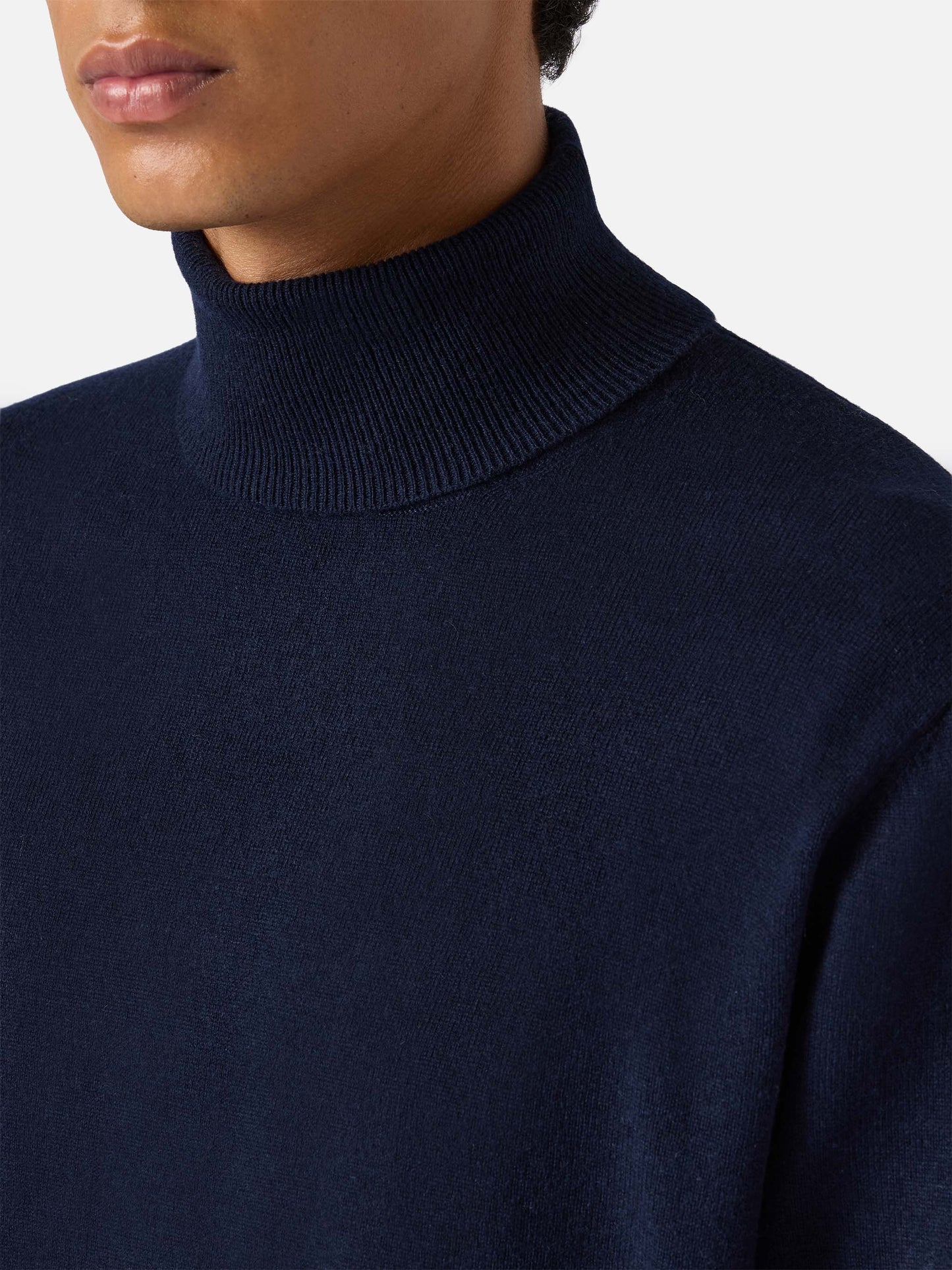 Turtleneck sweater Bond in night blue merino wool and cashmere