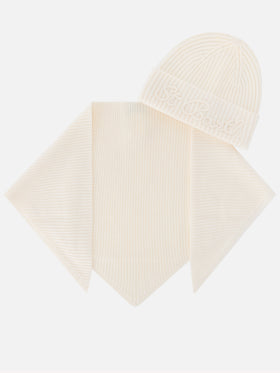 Conjunto de gorro de lana color off white y bufanda con capucha 