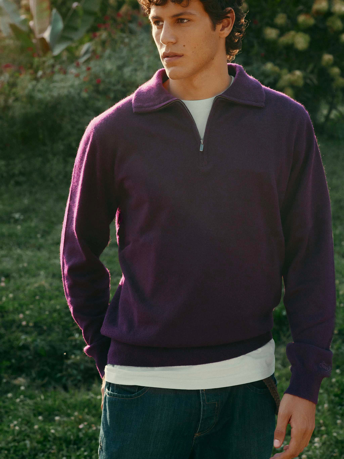 Jersey de cachemir Burgundy Buck con media cremallera 