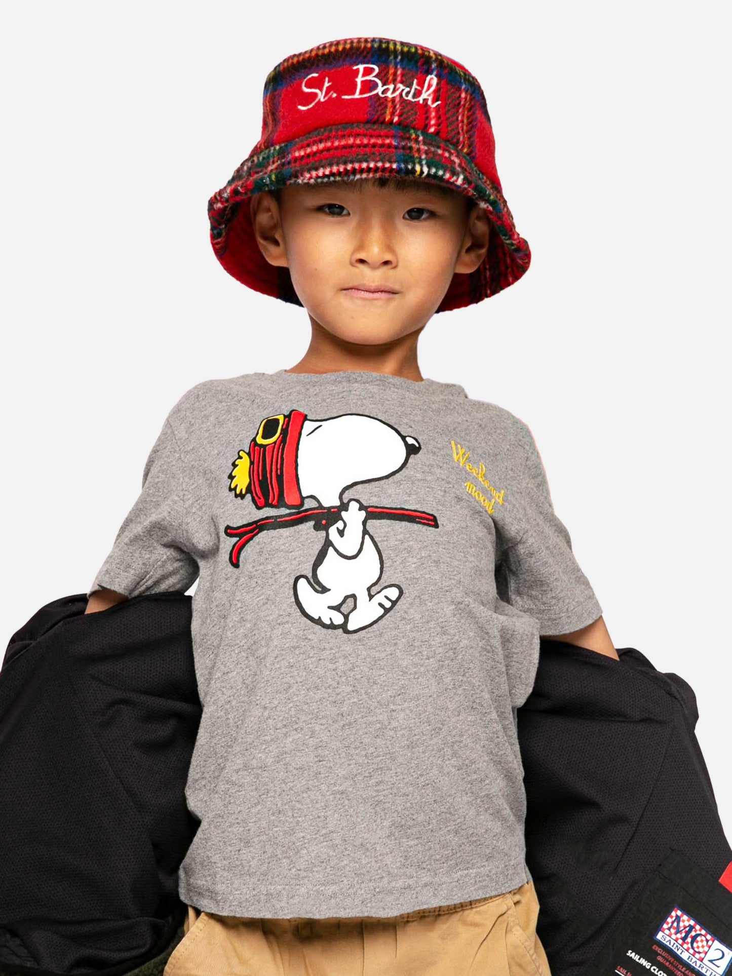 Jungen-T-Shirt mit Snoopy-Aufdruck und Stickerei | SNOOPY – PEANUTS™ SONDEREDITION