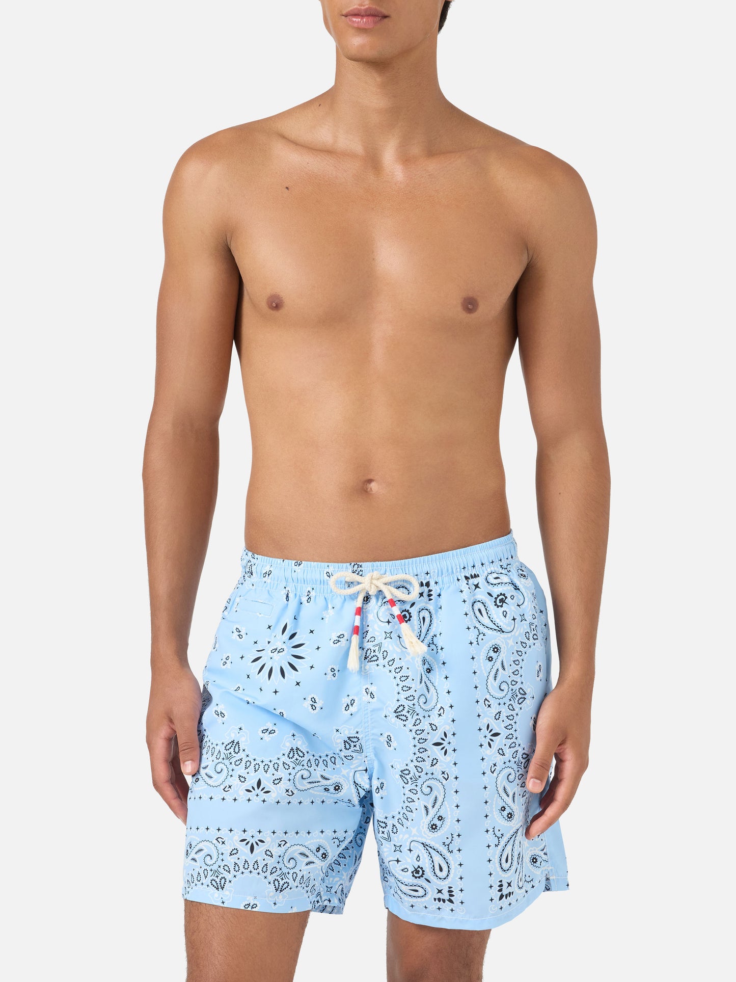 Short de bain Caprese avec imprimé bandana bleu clair 