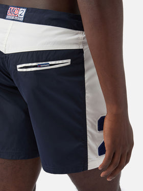 Bañador tipo short Cup con bandas y parche 