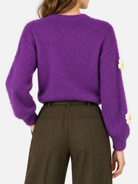 Maglione Danya Soft girocollo viola con applicazioni margherite