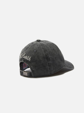 Gorra de béisbol Davis de algodón en negro con bordado Va tutto al contrario 