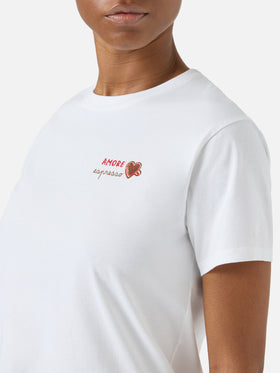 Camiseta Emilie blanca con bordado Amore Espresso 