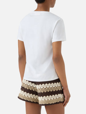Camiseta Emilie blanca con bordado Amore Espresso 