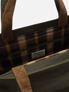Essential gewachste tote-Tasche in Military Green mit Logostickerei 