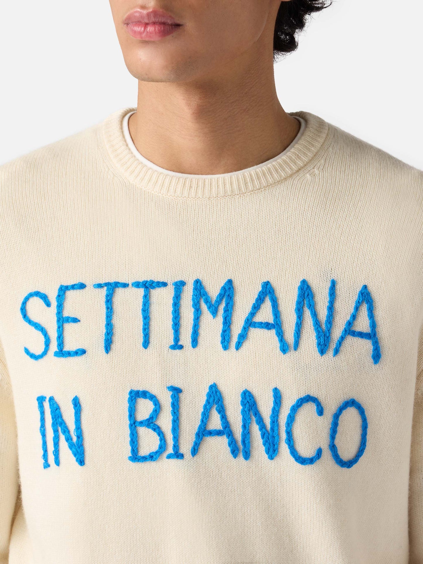 Maglione bianco da uomo con ricamo Settimana in bianco