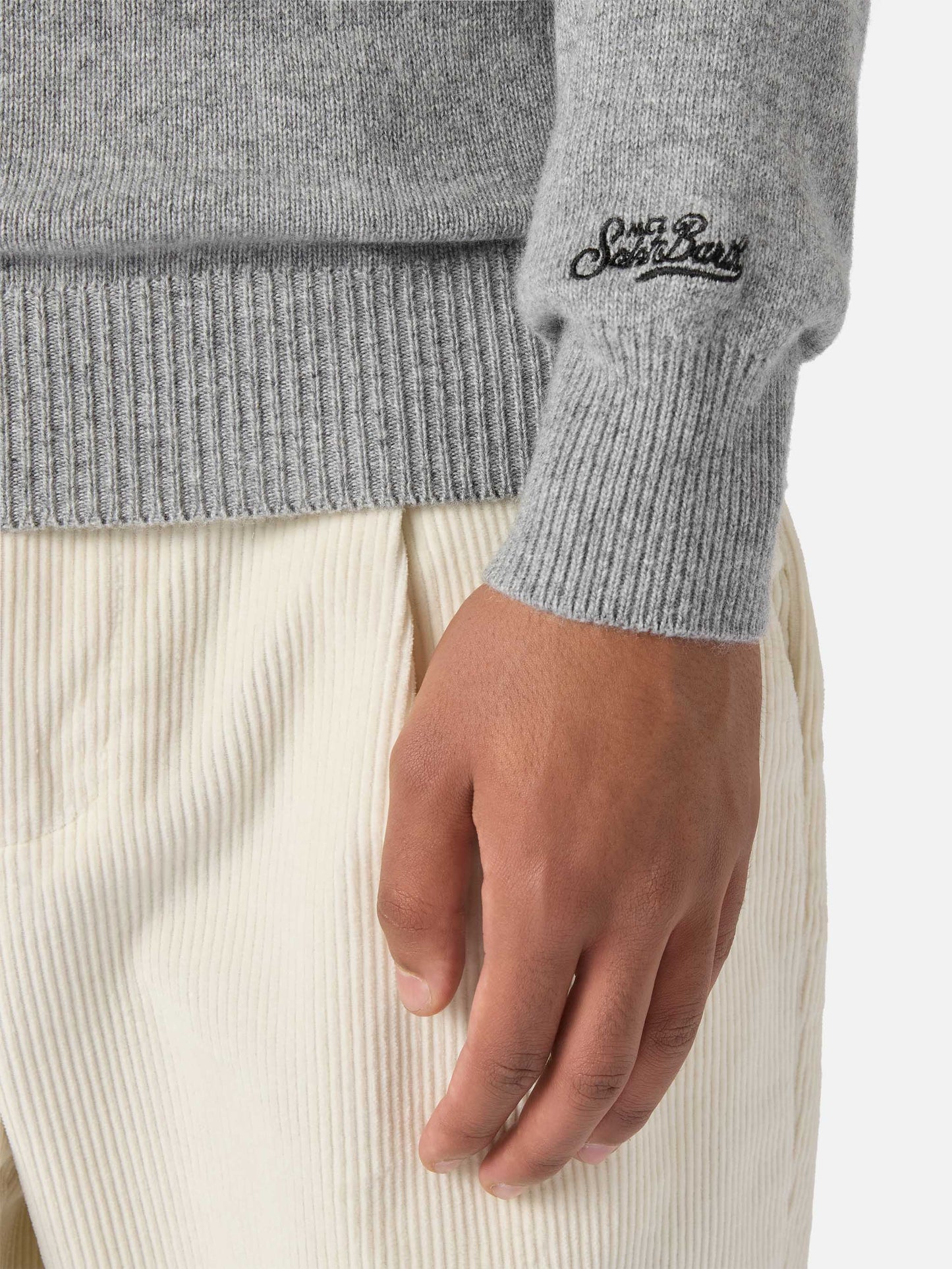 Grey sweater Heron with Bollicine team embroidery