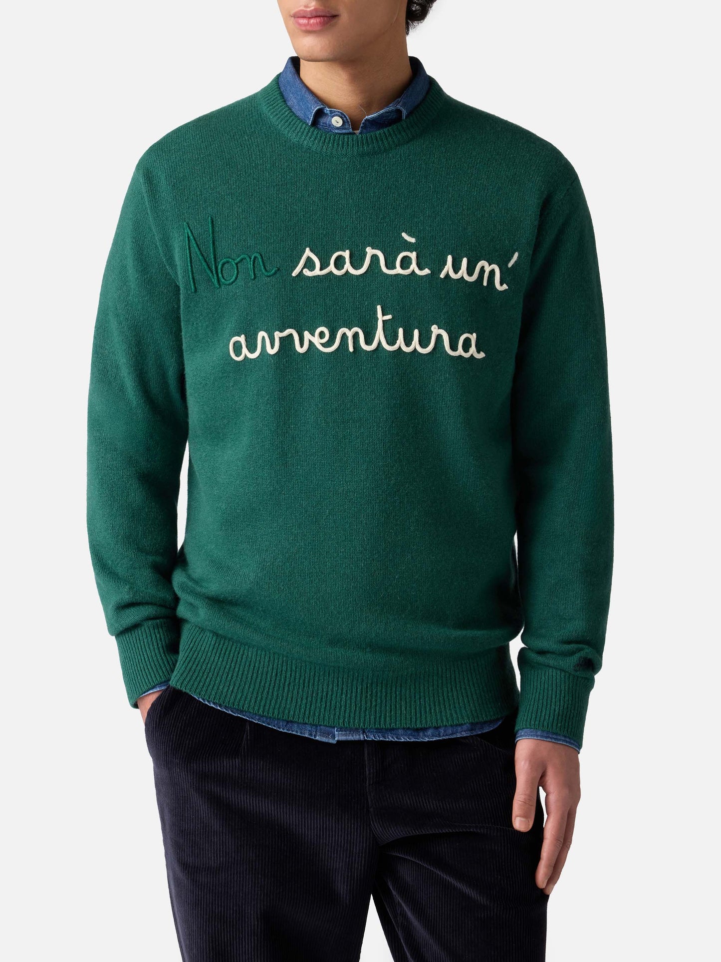 Green sweater Heron with Non sarà un'avventura embroidery