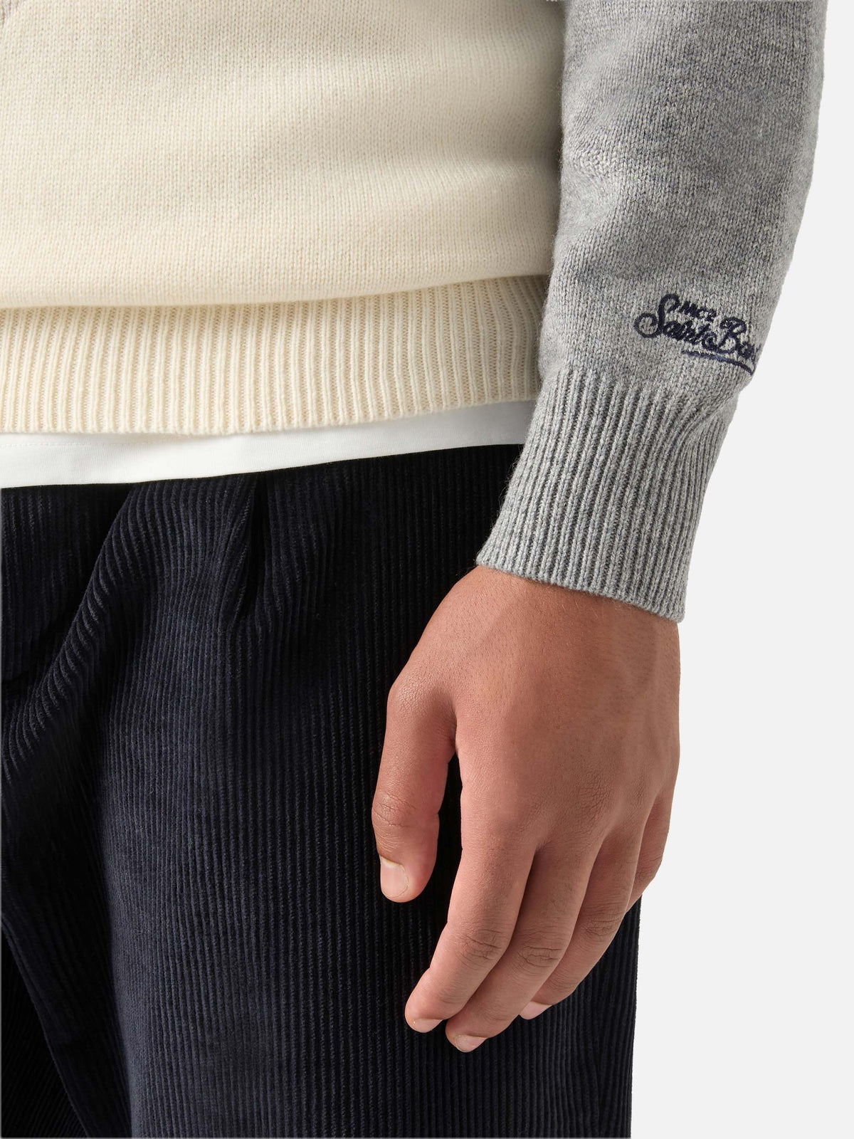 Pull col rond Grey Heron avec intarsia The End 