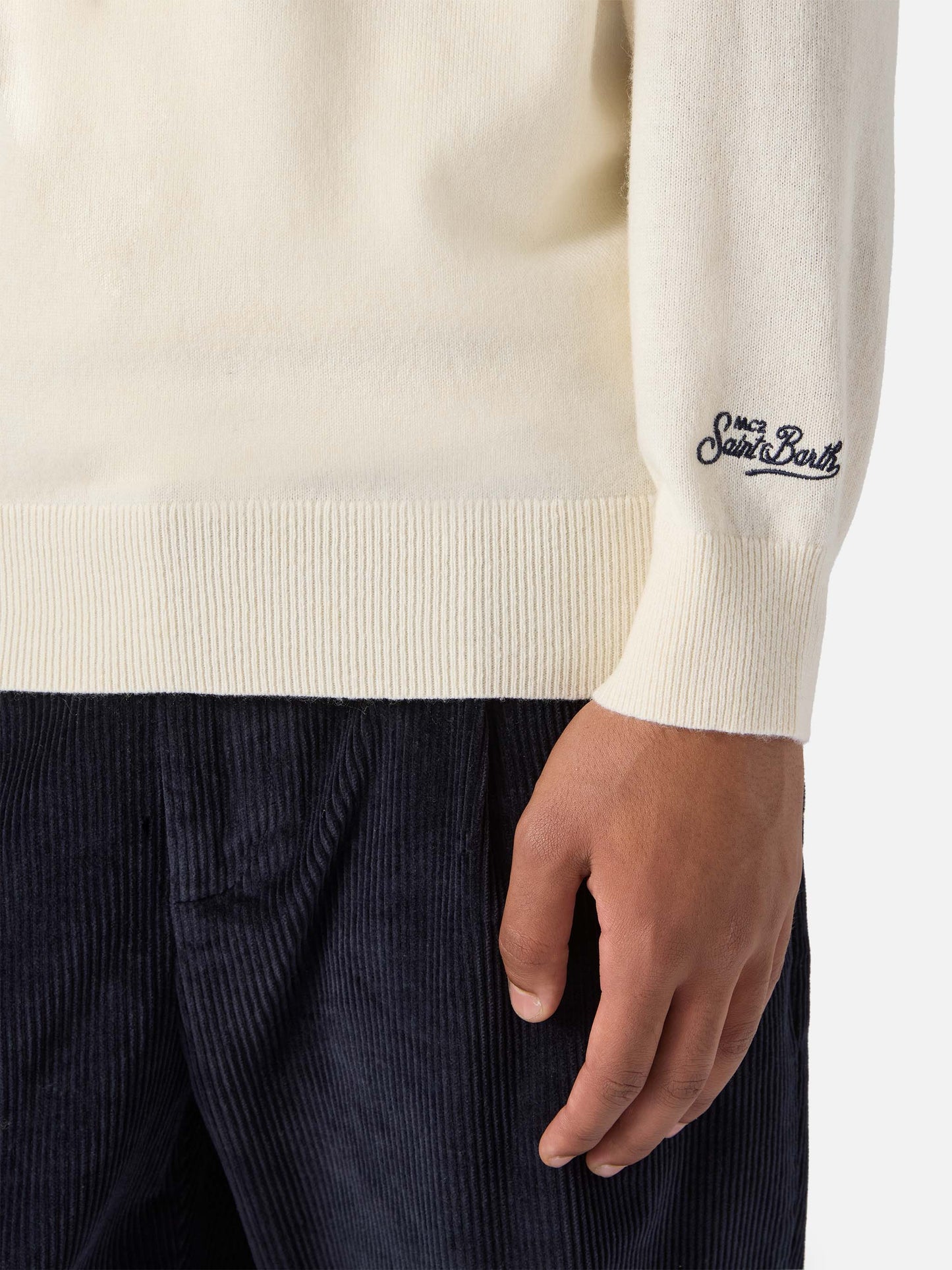 Maglione a girocollo Heron Light con ricamo Sole, wishky e sei in pole position! | VACANZE DI NATALE SPECIAL EDITION