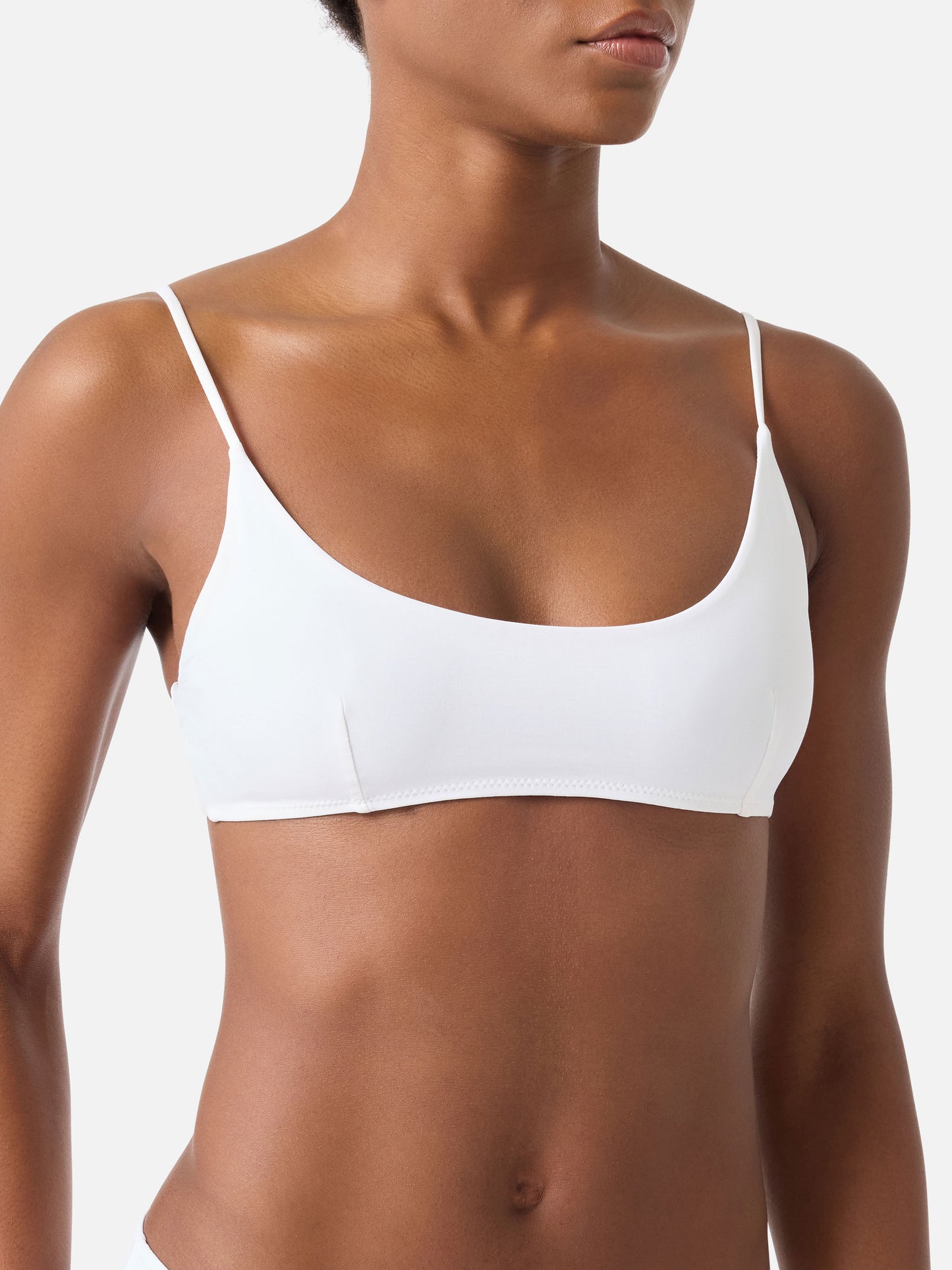 Judy Naomi weißes Bralette-Bikini 