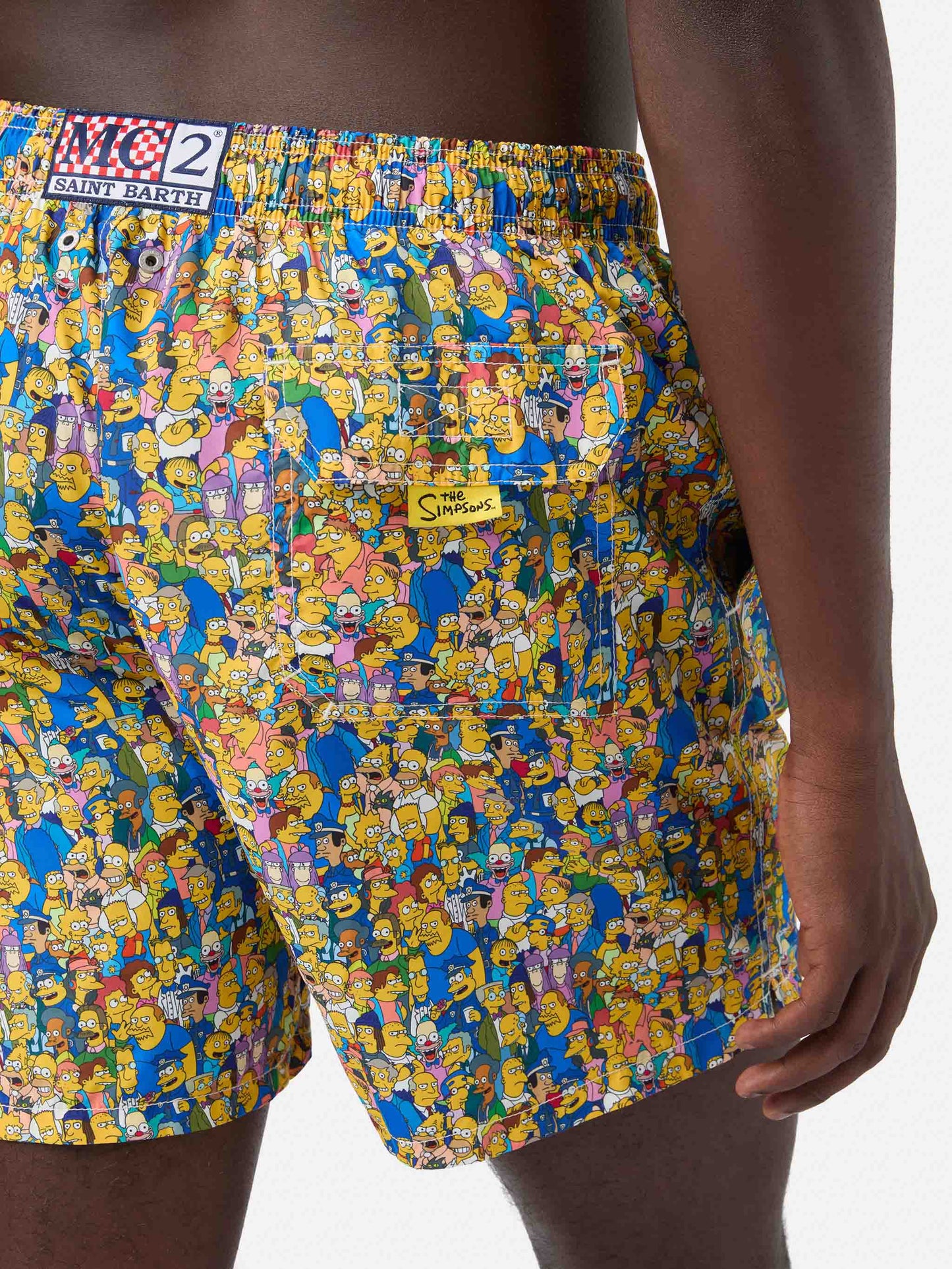 Bañador corto Micro Lighting con estampado integral de Simpsons | Edición Especial 