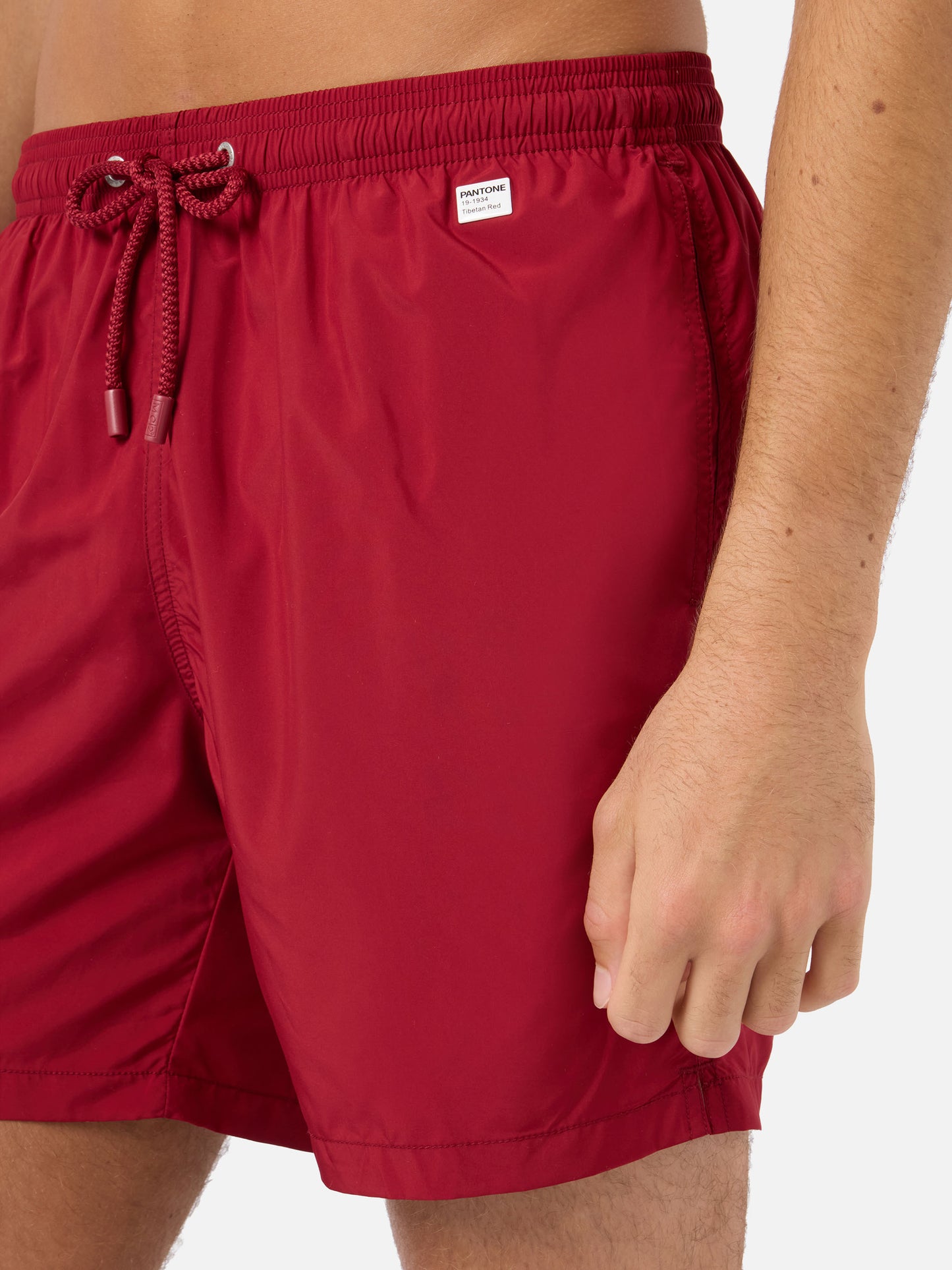 Lighting Pantone swim shorts in burgundy | PANTONE SPECIAL EDITION