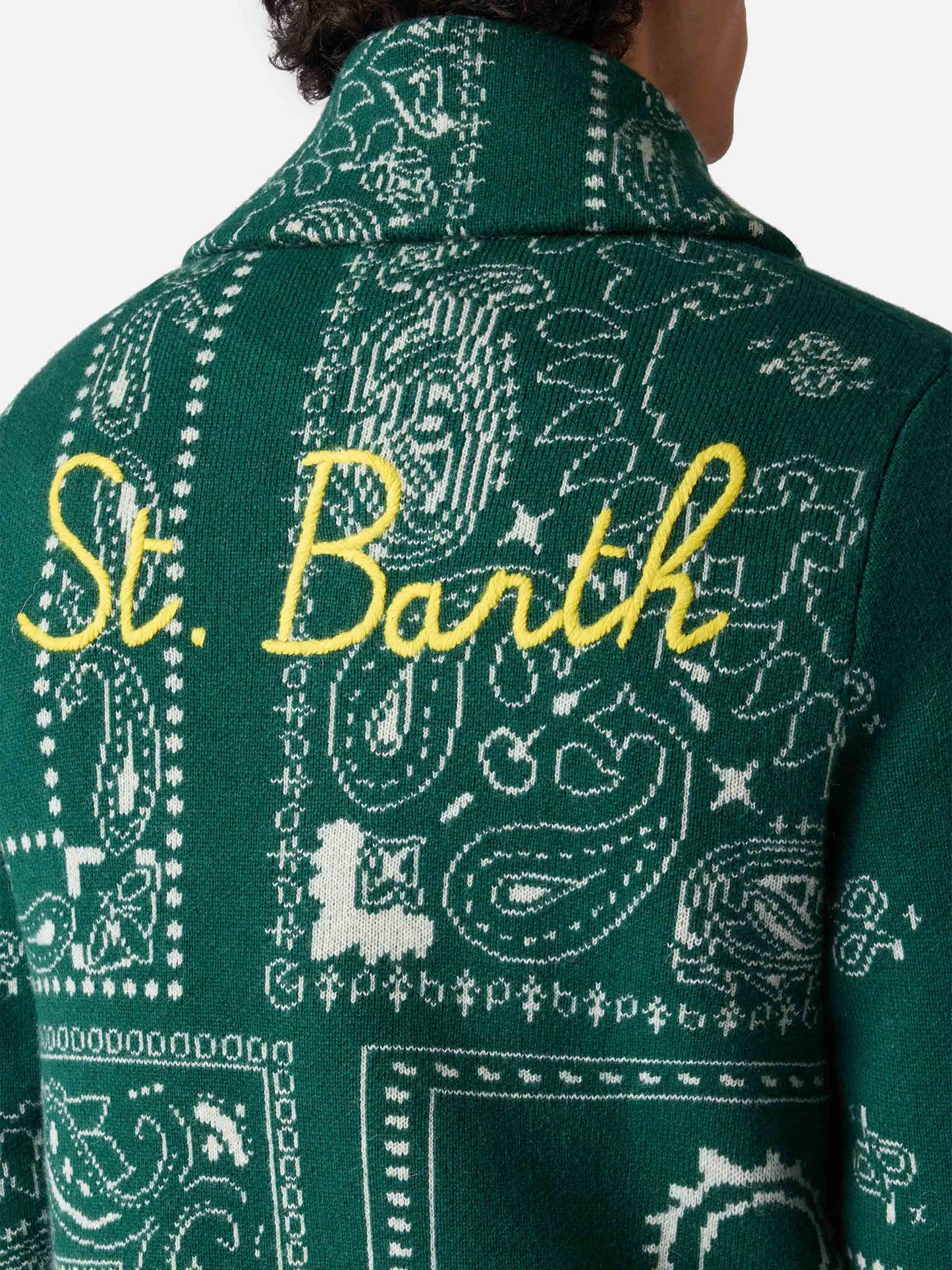 Herren-Strickjacke mit Bandana-Print