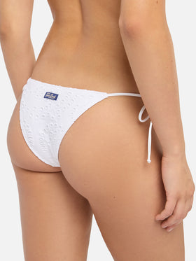 Klassische Badehose aus weißer Sangallo-Spitze von Marielle - U-Ausschnitt-Bralette aus weißer Sangallo-Spitze von Paloma