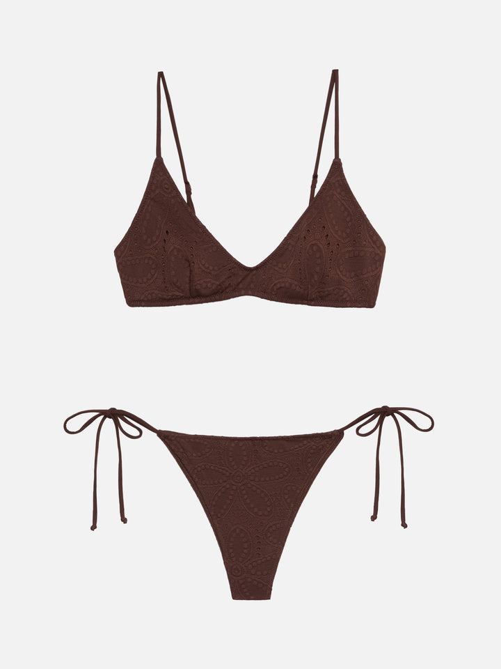 Bralette scollata in Sangallo bianco Paloma - Marielle slip mare classico in pizzo Sangallo marrone