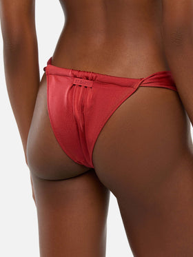 Bikini bralette con aros Salina Noelle con braguita cheeky en rojo ladrillo brillante 