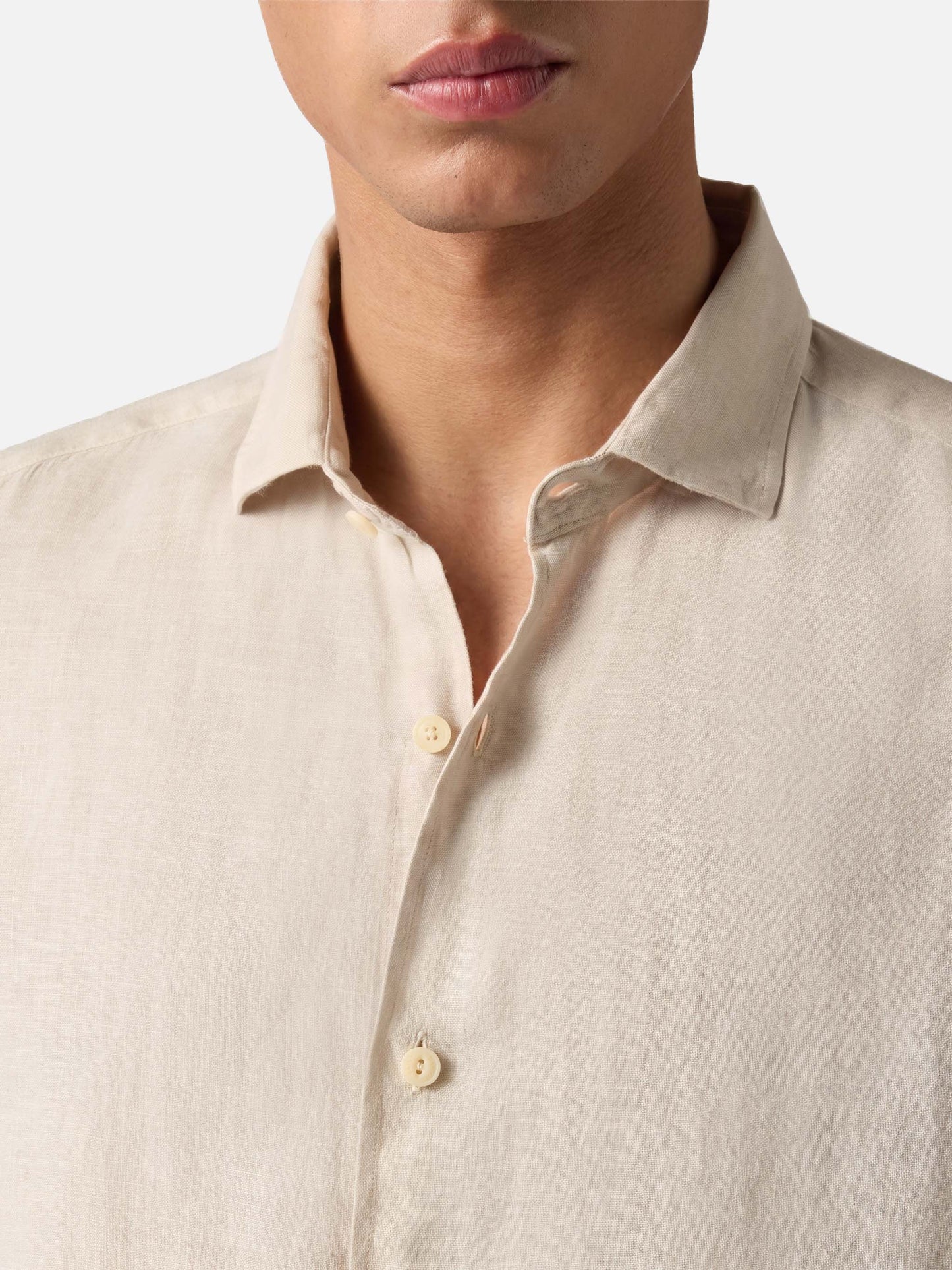 Pamplona linen shirt in cream