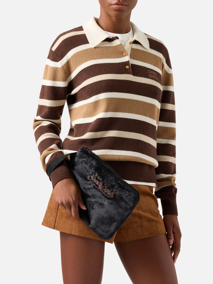 Pareasy en fausse fourrure noire pochette avec broderie logo 