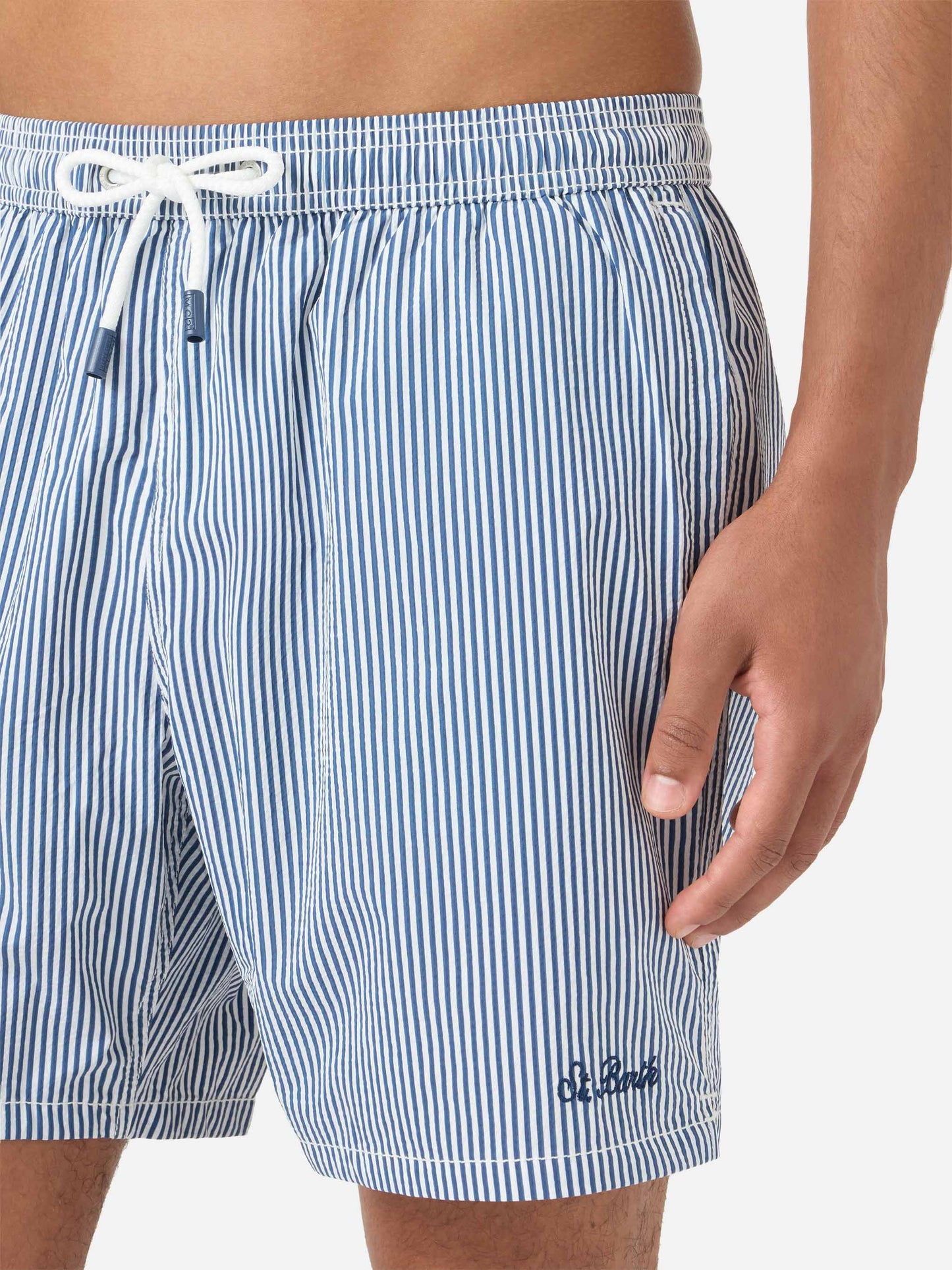 Costume mare Patmos in seersucker rigato blu navy e bianco