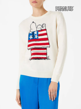 Woman sweater with Snoopy print | SNOOPY - PEANUTS™ SPECIAL EDITION
