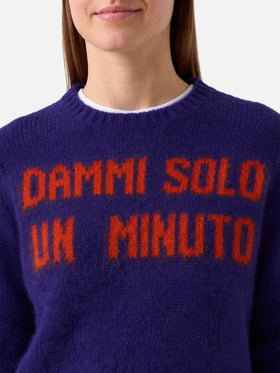 New Queen purple crop crewneck sweater with Dammi solo un minuto embroidery