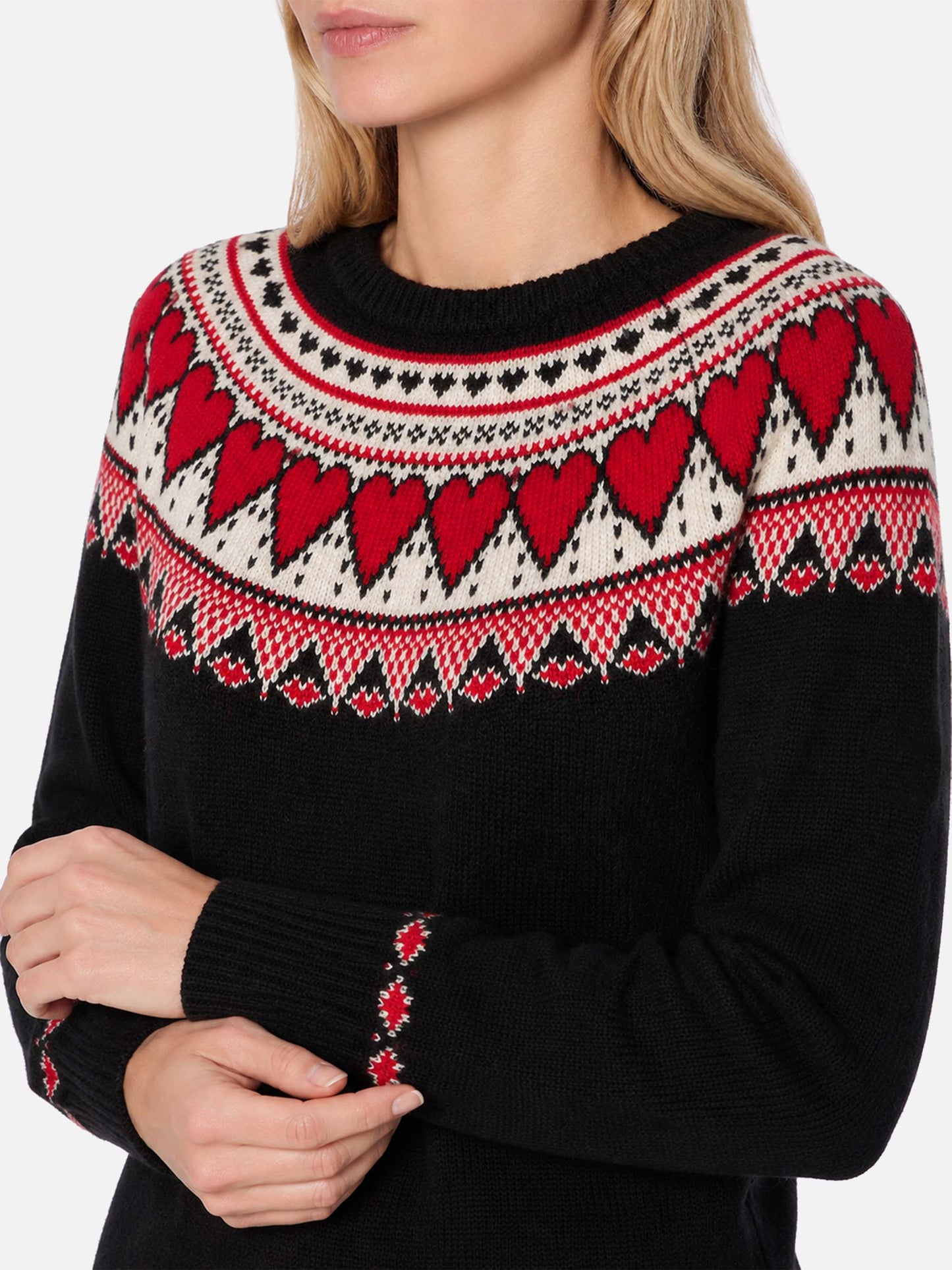 Pull New Queen Nordic noir avec jacquard cœur 