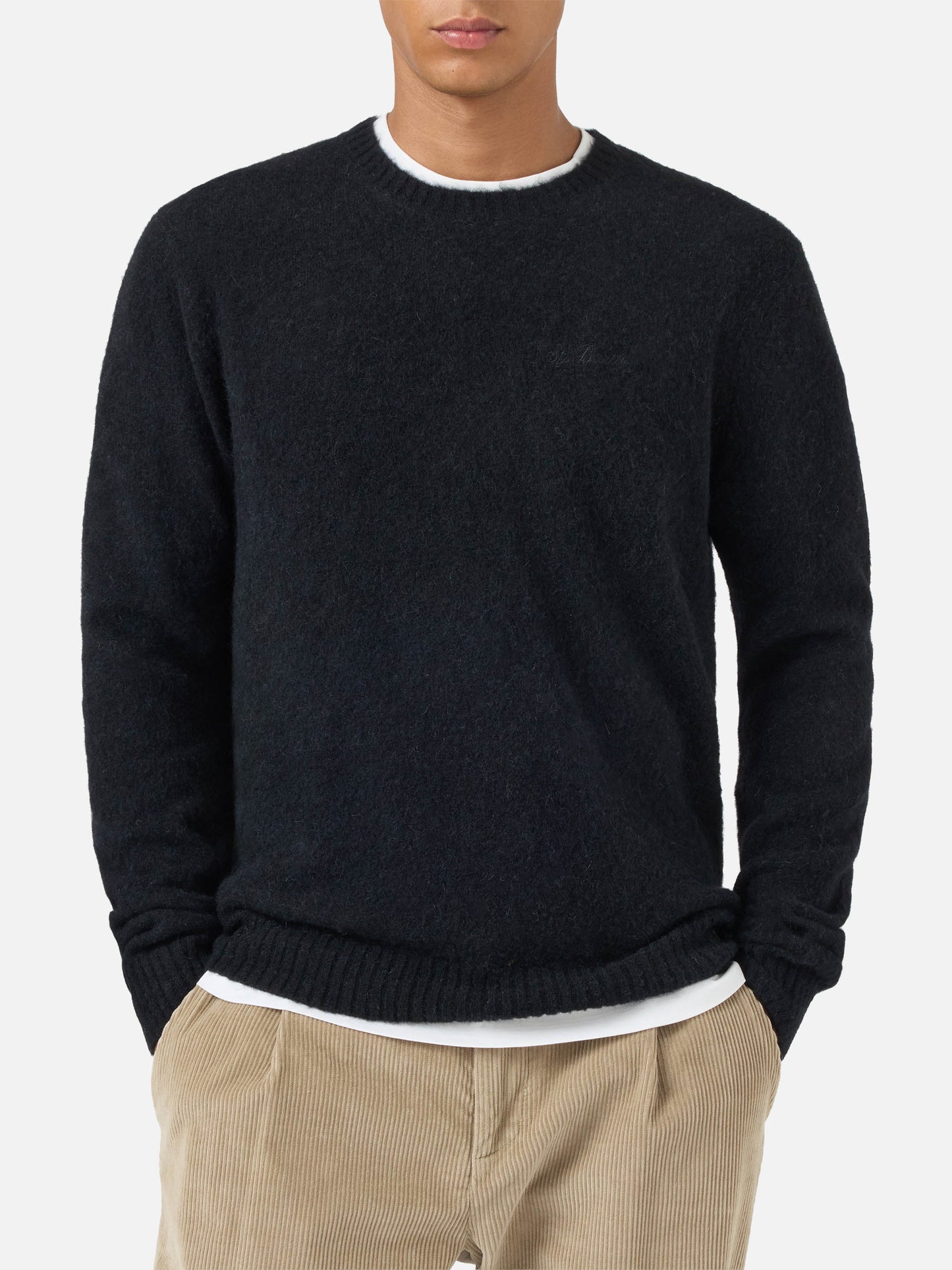 Pull col rond Regent noir en STRETCH ALPACA 