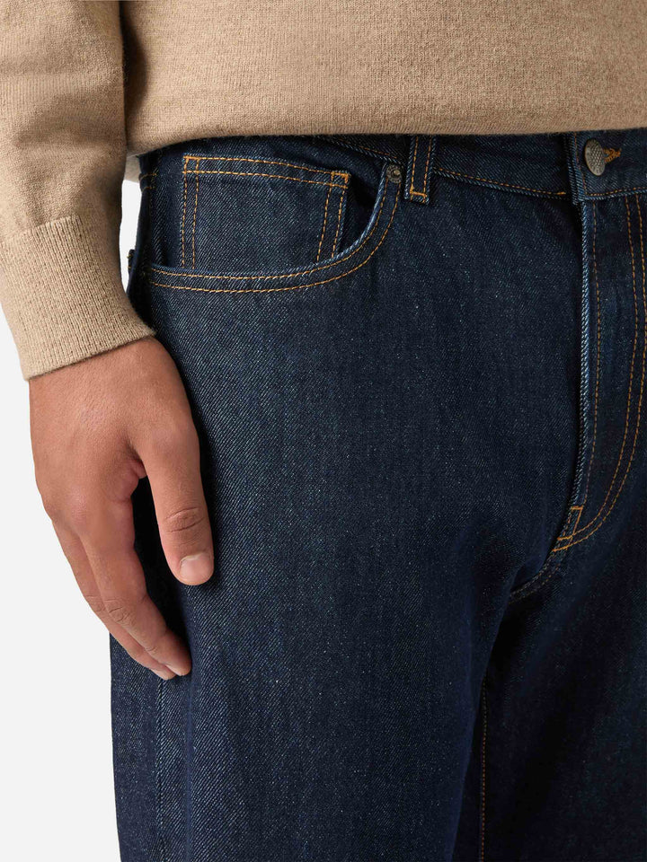 Jean en denim Riverdale blue foncé avec finition brute 