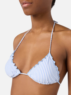 Bikini Sarius triangle in white and light blue striped seersucker