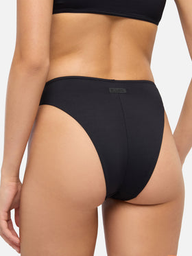 Sibilla High-Waist-Badehose mit hohem Beinausschnitt – Rebby schwarzes Bandeau-Top